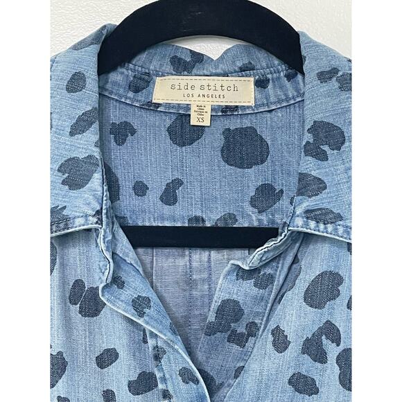 Side Stitch Button-Down Shirt Animal Print Painted Polka Dot Blue Women's XS - Picture 4 of 11
